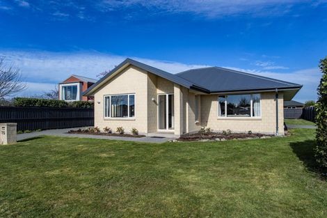 Photo of property in 15 Hampstead Close, Rangiora, 7400