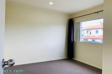 Photo of property in 42 Kokako Rise, Papakura, 2110
