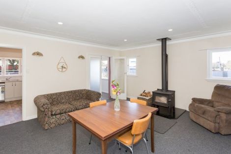 Photo of property in 1 Chilton Drive, Mairehau, Christchurch, 8052