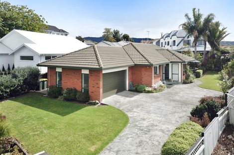 Photo of property in 38 Fairview Place, Te Puke, 3119