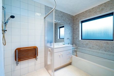 Photo of property in 14 Belgrave Place, Taradale, Napier, 4112