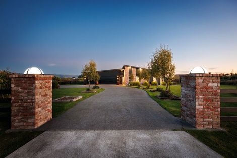 Photo of property in 9 Paterson Lane, Kelvin Grove, Palmerston North, 4470