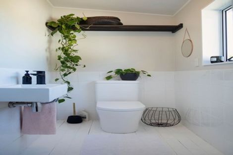 Photo of property in 81a Rangatira Road, Beach Haven, Auckland, 0626