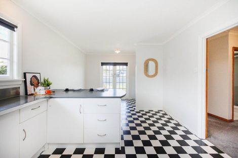 Photo of property in 20 Liverpool Street, Takaro, Palmerston North, 4412