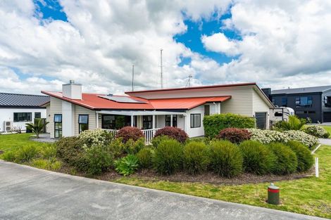 Photo of property in 27 Stace Hopper Drive, One Tree Point, 0118