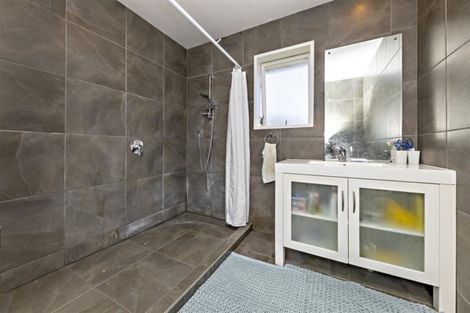 Photo of property in 51 Ashgrove Road, Mangere, Auckland, 2022