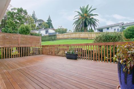 Photo of property in 11 Glenfinn Place, Massey, Auckland, 0614