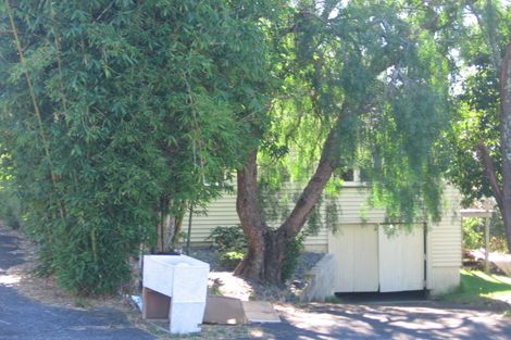 Photo of property in 10 Waters Place, New Lynn, Auckland, 0600