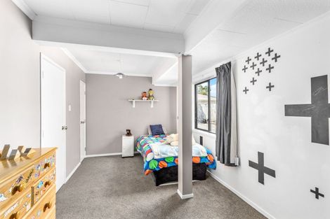 Photo of property in 68 Brois Street, Frankleigh Park, New Plymouth, 4310