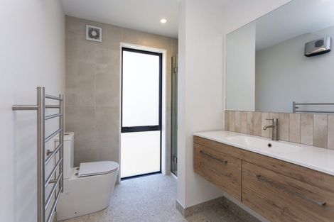 Photo of property in 5/133 Blighs Road, Strowan, Christchurch, 8052