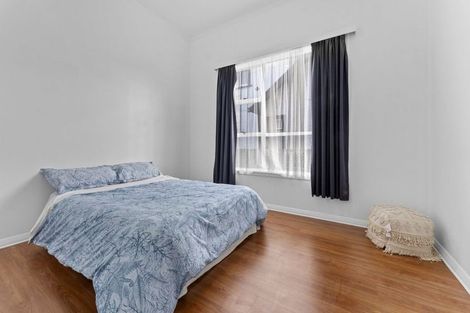 Photo of property in 27 Waldegrave Street, Palmerston North, 4410