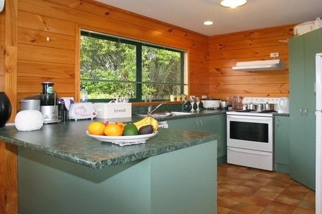 Photo of property in 74a Guadeloupe Crescent, Grenada Village, Wellington, 6037