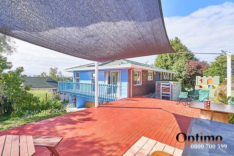 Photo of property in 16 Dalzien Place, Feilding, 4702