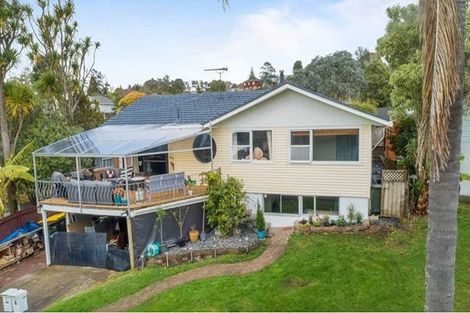 Photo of property in 38 Normanton Street, Glenfield, Auckland, 0629