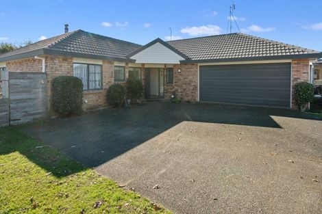 Photo of property in 11 Belmont Rise, Katikati, 3129