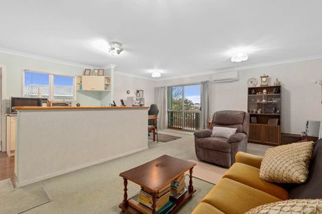 Photo of property in 22 Burundi Avenue, Clendon Park, Auckland, 2103