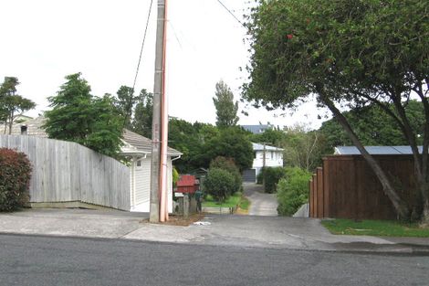 Photo of property in 3/14 Selwyn Crescent, Forrest Hill, Auckland, 0620