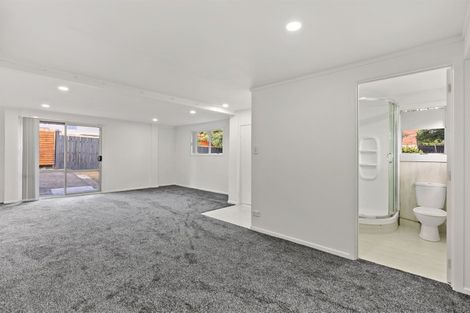 Photo of property in 7 Kelvyn Grove, Hillpark, Auckland, 2102