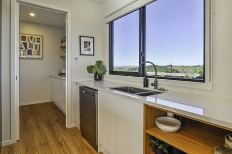 Photo of property in 69a Pirau Road, Fernhill, Napier, 4183