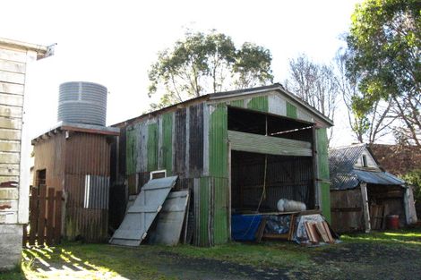 Photo of property in 16 Killarney Street, Waitati, 9085