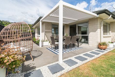 Photo of property in 14 Rochfort Crescent, Pyes Pa, Tauranga, 3112