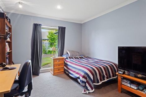 Photo of property in 5 Ascot Place, Rangiora, 7400