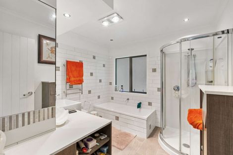 Photo of property in 13/24 Ferry Road, Wade Heads, Whangaparaoa, 0932