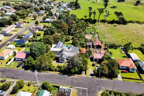 Photo of property in 8 Hadfield Street, Patea, 4520