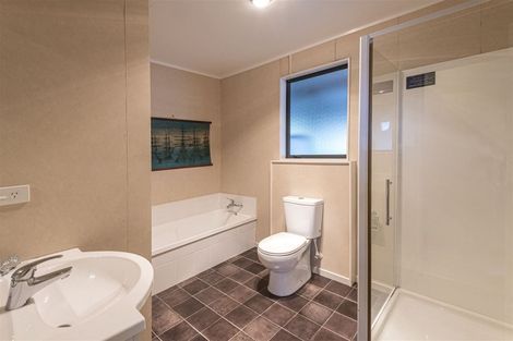 Photo of property in 34 View Road, Hikurangi, 0114