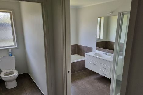 Photo of property in 198 Saint James Drive, Huntington, Hamilton, 3210