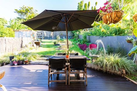 Photo of property in 9 Marshall Road, Kaiwaka, 0573