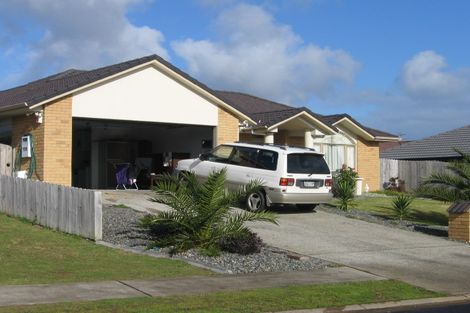 Photo of property in 9 Attymon Lane, East Tamaki, Auckland, 2016