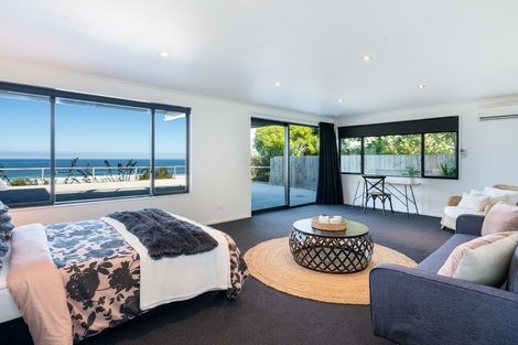 Photo of property in 32 Bedford Parade, Brighton, Dunedin, 9035