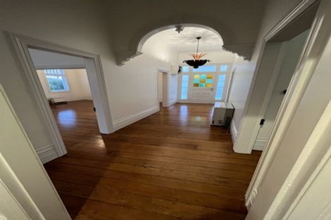 Photo of property in 77 Hine Street, New Plymouth, 4310