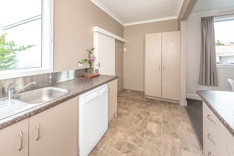 Photo of property in 16 Kawakawa Street, Whanganui East, Whanganui, 4500