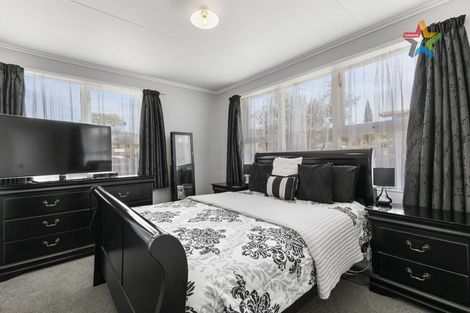 Photo of property in 36 Wellington Road, Wainuiomata, Lower Hutt, 5014