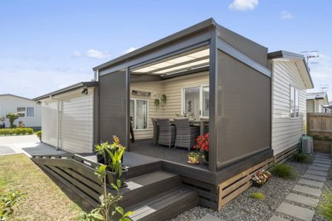 Photo of property in 11 Kamahi Crescent, Papamoa Beach, Papamoa, 3118