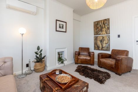 Photo of property in 541b Marine Parade, Napier South, Napier, 4110