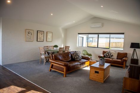 Photo of property in 18 Okataina Street, Pyes Pa, Tauranga, 3112