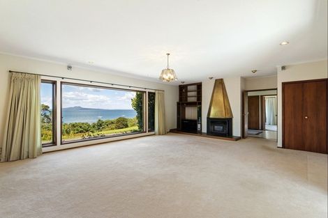 Photo of property in 59-61 Rock Isle Road, Torbay, Auckland, 0630