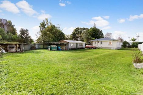 Photo of property in 15 Ranui Station Road, Ranui, Auckland, 0612