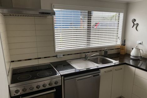 Photo of property in 89 Queens Road, Waikanae Beach, Waikanae, 5036