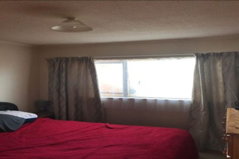 Photo of property in 2/9 Cairnfield Road, Kensington, Whangarei, 0112