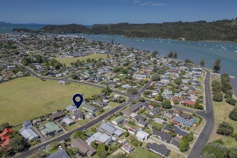 Photo of property in 53 Catherine Crescent, Whitianga, 3510