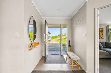 Photo of property in 27 Kaitara Lane, Kaiwaka, 0573