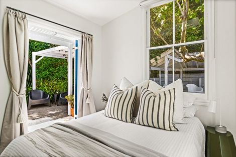 Photo of property in 79 Milton Road, Bluff Hill, Napier, 4110