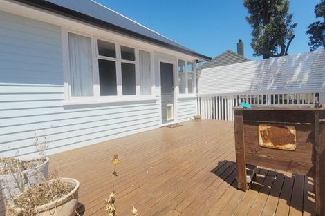 Photo of property in 21 Dimock Street, Titahi Bay, Porirua, 5022