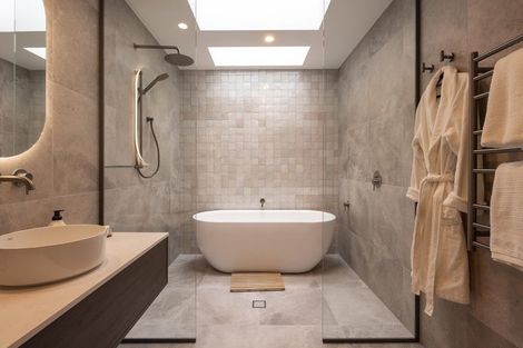 Photo of property in 22 Mcadam Drive, Jacks Point, Queenstown, 9371