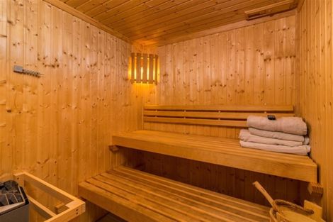 Photo of property in 8 Royds Street, Fendalton, Christchurch, 8014