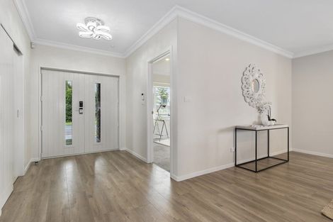 Photo of property in 1 Mataroa Crescent, Flagstaff, Hamilton, 3210